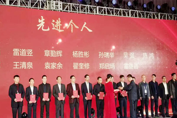 1574672282173746.jpg 2.jpg